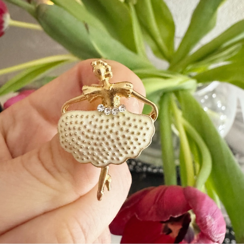 NEW Golden Dancer Ballerina Pin for Women